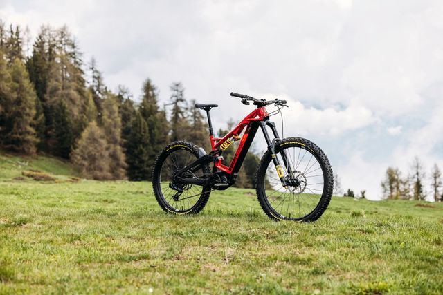 Powerstage RR Limited Edition das erste Ducati e MTB mit Carbonrahmen